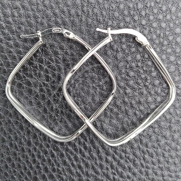 Sterling Silver Medium Hoop, Diamond Cutting Finish, Silver Finish, 02.389.0138.40