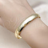 Oro Laminado Individual Bangle, Gold Filled Style Polished, Golden Finish, 07.213.0015.05