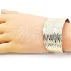 Oro Laminado Individual Bangle, Gold Filled Style Leaf Design, Polished, Golden Finish, 07.213.0007