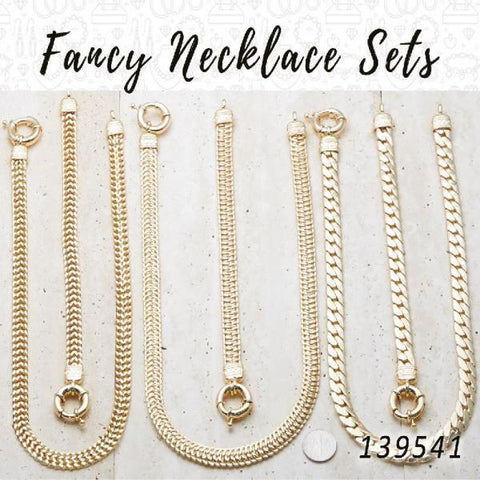 4 juegos de collares elegantes en capas de oro ($25.00) c/u