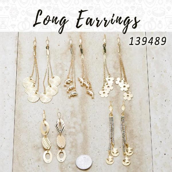 35 aretes largos en capas de oro ($2.85) c/u