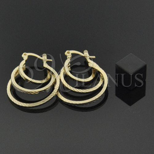 Oro Laminado Medium Hoop, Gold Filled Style Diamond Cutting Finish, Golden Finish, 5.146.001