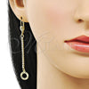 Oro Laminado Long Earring, Gold Filled Style with White Crystal, Diamond Cutting Finish, Golden Finish, 5.105.013