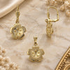 Oro Laminado Earring and Pendant Adult Set, Gold Filled Style Flower Design, Diamond Cutting Finish, Golden Finish, 10.179.0021