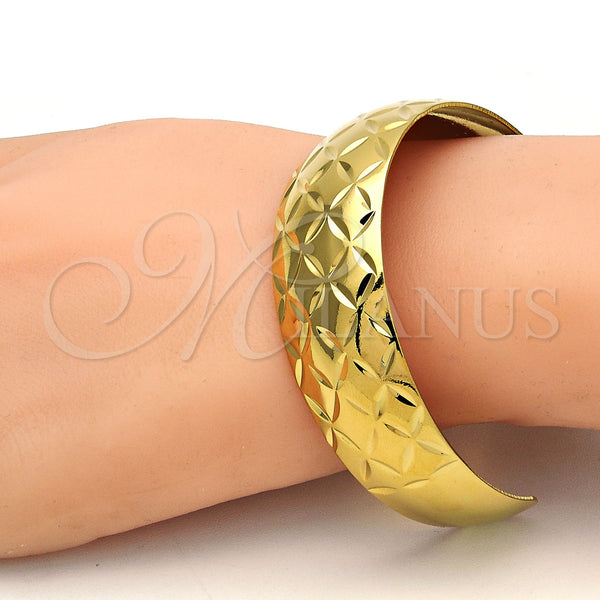 Oro Laminado Individual Bangle, Gold Filled Style Diamond Cutting Finish, Golden Finish, 07.156.0052 (25 MM Thickness, One size fits all)