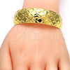 Oro Laminado Individual Bangle, Gold Filled Style Diamond Cutting Finish, Golden Finish, 07.156.0052 (25 MM Thickness, One size fits all)