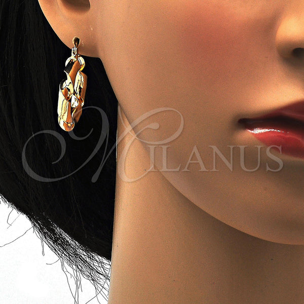 Gold Filled Hoop Earrings — Medium Hoop Twist Design Polished 02. — alternate product view — SKU 109456 | Oro Laminado aretes de aro — Medium Hoop Twist diseño pulido 02. — SKU 109456