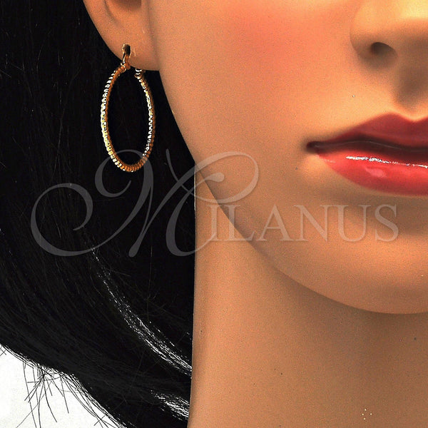 Gold Filled Hoop Earrings — Medium Hoop Diamond Cutting 02. — alternate product view — SKU 114933 | Oro Laminado aretes de aro — Medium Hoop Diamond Cutting 02. — SKU 114933