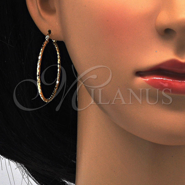 Gold Filled Hoop Earrings — Medium Hoop Diamond Cutting 02. — alternate product view — SKU 114936 | Oro Laminado aretes de aro — Medium Hoop Diamond Cutting 02. — SKU 114936