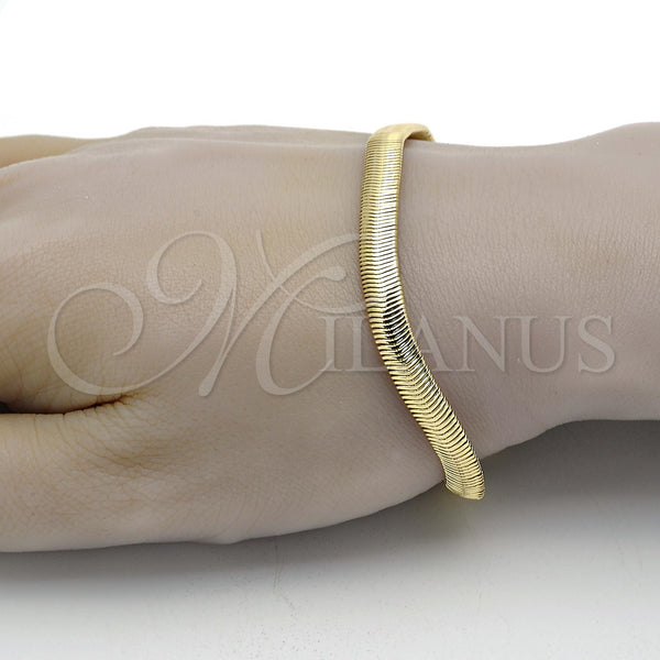 Gold Filled Bracelet — Basic Bracelet Rat Tail Design Polished 04. 06 — alternate product view — SKU 116422 | Oro Laminado brazalete — básico Bracelet Rat Tail diseño pulido 04. 06 — SKU 116422