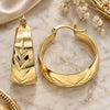 Oro Laminado Medium Hoop, Gold Filled Style Diamond Cutting Finish, Golden Finish, 02.170.0329.30