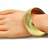 Oro Laminado Individual Bangle, Gold Filled Style Polished, Golden Finish, 07.101.0022 (25 MM Thickness, One size fits all)