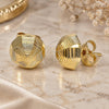 Oro Laminado Stud Earring, Gold Filled Style Diamond Cutting Finish, Golden Finish, 02.100.0120.1