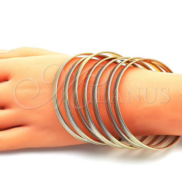 Gold Filled Jewelry — Semanario Bangle Polished 07. 05 MM Thickness Size — alternate product view — SKU 143676 | Oro Laminado joyería — Semanario Bangle pulido 07. 05 MM Thickness Size — SKU 143676