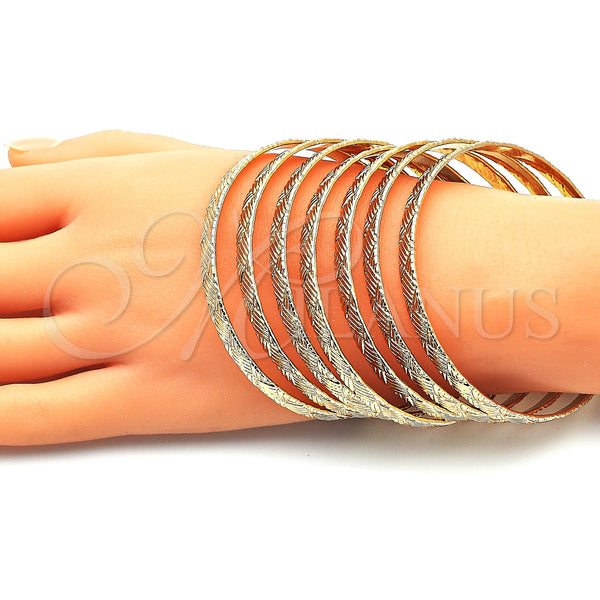 Gold Filled Jewelry — Semanario Bangle Polished 07. 05 MM Thickness Size — alternate product view — SKU 143684 | Oro Laminado joyería — Semanario Bangle pulido 07. 05 MM Thickness Size — SKU 143684