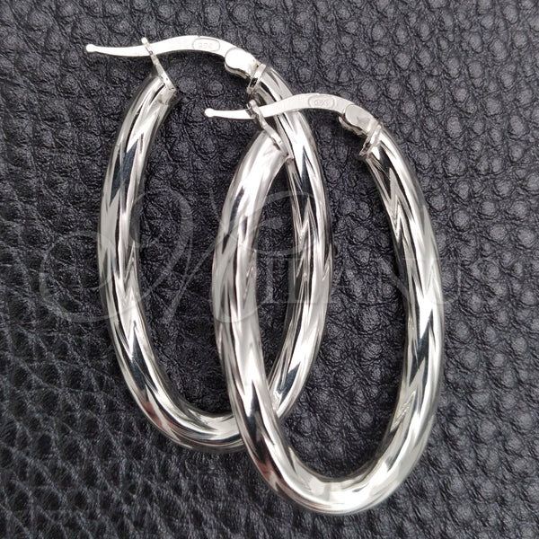 Sterling Silver Hoop Earrings — Medium Hoop Twist Design Diamond Cutting 02. — main product view — SKU 147190 | Plata 925 aretes de aro — Medium Hoop Twist diseño Diamond Cutting 02. — SKU 147190