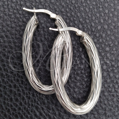 Sterling Silver Medium Hoop, Twist Design, Diamond Cutting Finish, Silver Finish, 02.389.0120.40