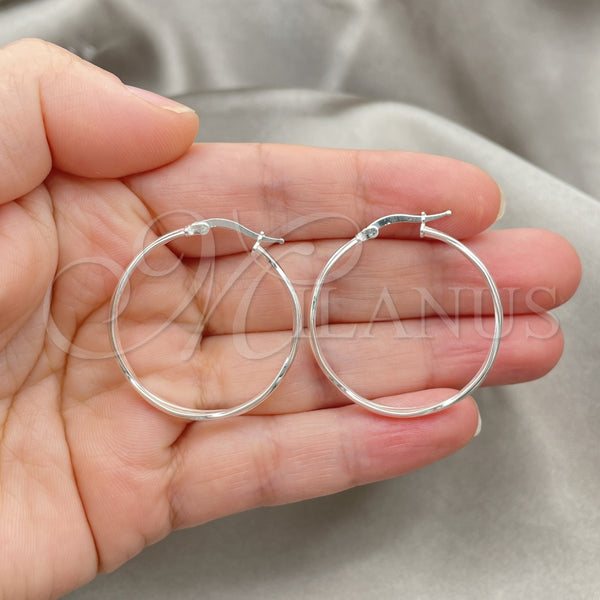 Sterling Silver Hoop Earrings — Medium Hoop Twist Design Diamond Cutting 02. — alternate product view — SKU 147277 | Plata 925 aretes de aro — Medium Hoop Twist diseño Diamond Cutting 02. — SKU 147277