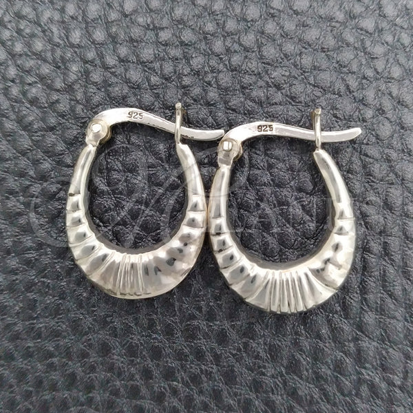 Sterling Silver Hoop Earrings — Small Hoop Polished 02. — main product view — SKU 147322 | Plata 925 aretes de aro — Small Hoop pulido 02. — SKU 147322