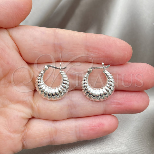 Sterling Silver Hoop Earrings — Small Hoop Polished 02. — alternate product view — SKU 147333 | Plata 925 aretes de aro — Small Hoop pulido 02. — SKU 147333