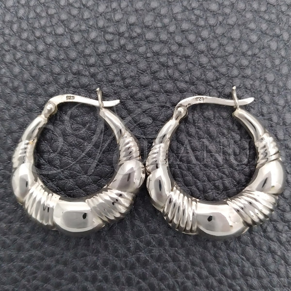 Sterling Silver Hoop Earrings — Medium Hoop Polished 02. — main product view — SKU 147350 | Plata 925 aretes de aro — Medium Hoop pulido 02. — SKU 147350