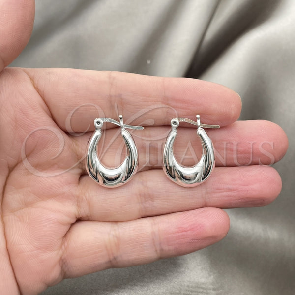 Sterling Silver Hoop Earrings — Medium Hoop Polished 02. — alternate product view — SKU 147483 | Plata 925 aretes de aro — Medium Hoop pulido 02. — SKU 147483