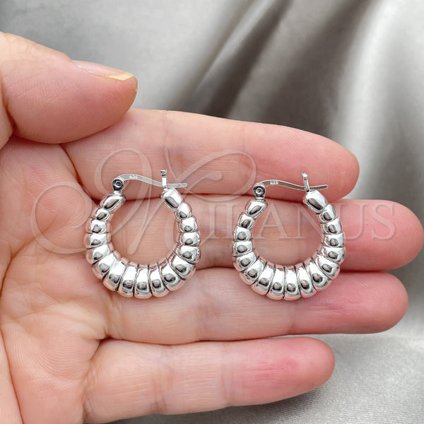 Sterling Silver Hoop Earrings — Medium Hoop Polished 02. — alternate product view — SKU 147568 | Plata 925 aretes de aro — Medium Hoop pulido 02. — SKU 147568