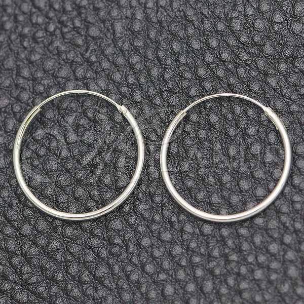 Sterling Silver Hoop Earrings — Small Hoop Polished 02. — main product view — SKU 147701 | Plata 925 aretes de aro — Small Hoop pulido 02. — SKU 147701