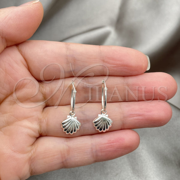 Sterling Silver Hoop Earrings — Small Hoop Shell Design Polished 02. — alternate product view — SKU 149370 | Plata 925 aretes de aro — Small Hoop Shell diseño pulido 02. — SKU 149370