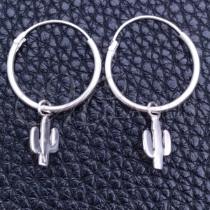 Sterling Silver Hoop Earrings — Small Hoop Flower Design Polished 02. — main product view — SKU 149484 | Plata 925 aretes de aro — Small Hoop flor diseño pulido 02. — SKU 149484