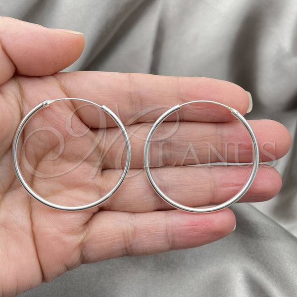 Sterling Silver Hoop Earrings — Medium Hoop Polished 02. — alternate product view — SKU 149496 | Plata 925 aretes de aro — Medium Hoop pulido 02. — SKU 149496