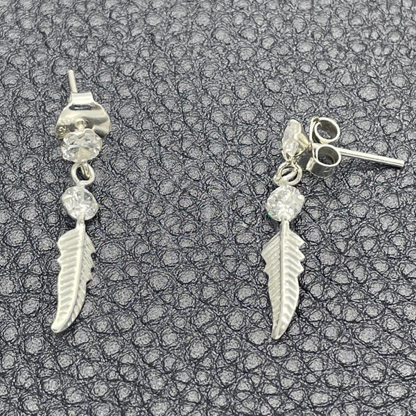 Sterling Silver Ring — Long Earring Leaf Design with White Cubic Zirconia — main product view — SKU 150349 | Plata 925 anillo — Long Earring Leaf diseño with blanco Cubic Zirconia — SKU 150349