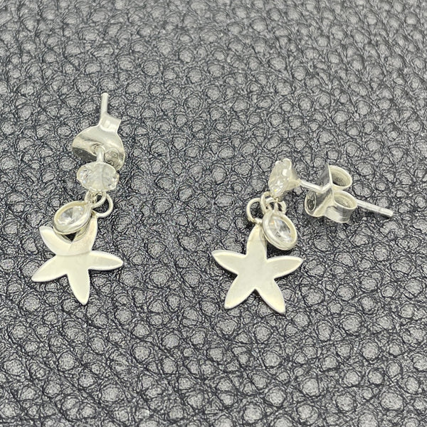 Sterling Silver Ring — Long Earring Flower Design with White Cubic Zirconia — main product view — SKU 150356 | Plata 925 anillo — Long Earring flor diseño with blanco Cubic Zirconia — SKU 150356