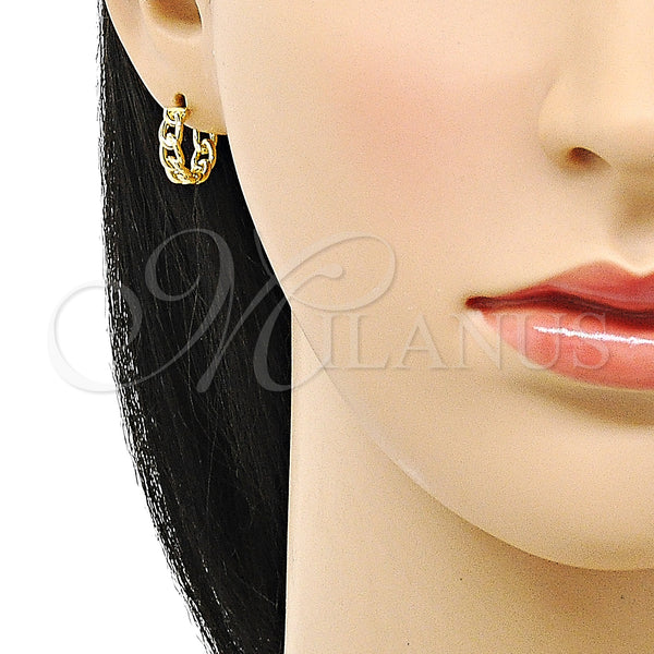 Gold Filled Hoop Earrings — Huggie Hoop Curb Design Polished 02. — alternate product view — SKU 150971 | Oro Laminado aretes de aro — Huggie Hoop Curb diseño pulido 02. — SKU 150971