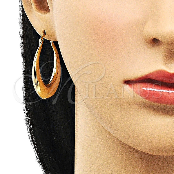Gold Filled Hoop Earrings — Medium Hoop Hollow Design Polished 02. — alternate product view — SKU 151066 | Oro Laminado aretes de aro — Medium Hoop Hollow diseño pulido 02. — SKU 151066