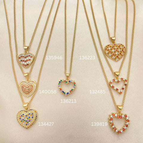 25 collares Mother, Mama, Mom, Heart surtidos en oro laminado por $100 ($4.00 c/u) en oro laminado