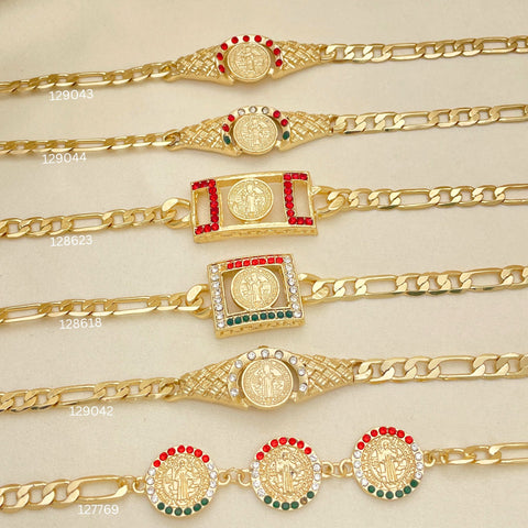 20 brazaletes de identificación con placa religiosa de San Benito en oro laminado surtido ($5.00 cada uno) por $100 en oro laminado 
