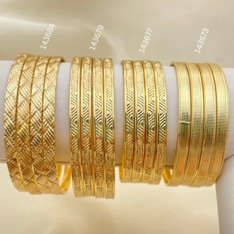 15 Assorted Gold Semanarios in Oro Laminado Gold Filled ($6.67 each) for $100 Gold Layered