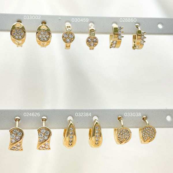 Gold Filled Hoop Earrings — 30 Assorted Dainty Huggie Hoops in $3.33 each — main product view — SKU 152748 | Oro Laminado aretes de aro — 30 Assorted Dainty Huggie Hoops in $3.33 each — SKU 152748