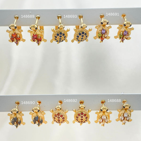Gold Filled Hoop Earrings — 30 Assorted Tortuga Huggie Hoops in $3.33 each — main product view — SKU 152751 | Oro Laminado aretes de aro — 30 Assorted Tortuga Huggie Hoops in $3.33 each — SKU 152751