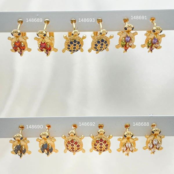 30 aros Tortuga Huggie surtidos en Oro Laminado Gold Filled ($3.33 cada uno) por $100 Gold Layered 