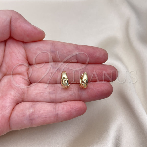 Gold Filled Hoop Earrings — Huggie Hoop Flower Design Polished 02. — alternate product view — SKU 152792 | Oro Laminado aretes de aro — Huggie Hoop flor diseño pulido 02. — SKU 152792