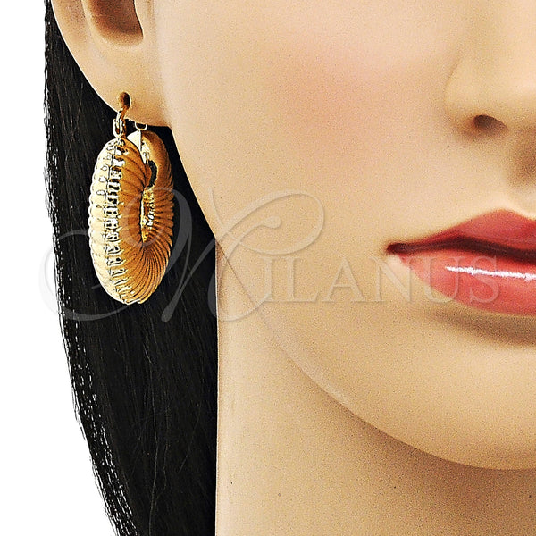 Gold Filled Hoop Earrings — Medium Hoop Hollow Design Polished 02. — alternate product view — SKU 153027 | Oro Laminado aretes de aro — Medium Hoop Hollow diseño pulido 02. — SKU 153027