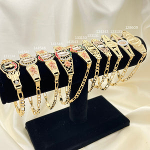 Gold Filled Ring — 10 Religious Plaque String Bracelets with Display — main product view — SKU 153153 | Oro Laminado anillo — 10 Religious Plaque String Bracelets with Display — SKU 153153