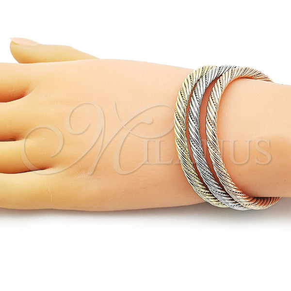 Gold Filled Jewelry — Trio Bangle Twist Design Polished Tricolor 07. 05 — alternate product view — SKU 154558 | Oro Laminado joyería — Trio Bangle Twist diseño pulido Tricolor 07. 05 — SKU 154558