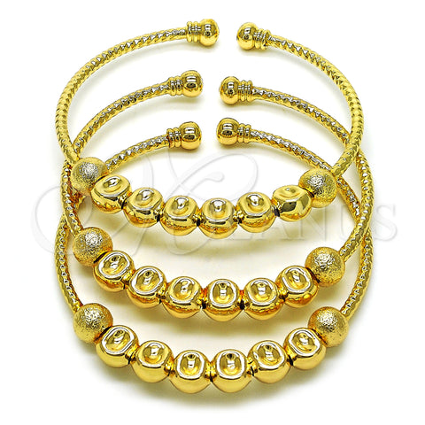 Oro Laminado Trio Bangle, Gold Filled Style Ball Design, Diamond Cutting Finish, Golden Finish, 07.170.0018.1 (03 MM Thickness, One size fits all)