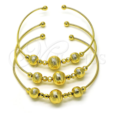 Oro Laminado Trio Bangle, Gold Filled Style Ball and Disco Design, Diamond Cutting Finish, Golden Finish, 07.170.0016.1 (01 MM Thickness, One size fits all)