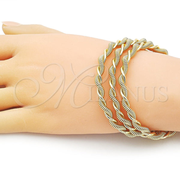 Gold Filled Jewelry — Trio Bangle Twist Design Polished 07. 06 MM — alternate product view — SKU 156487 | Oro Laminado joyería — Trio Bangle Twist diseño pulido 07. 06 MM — SKU 156487