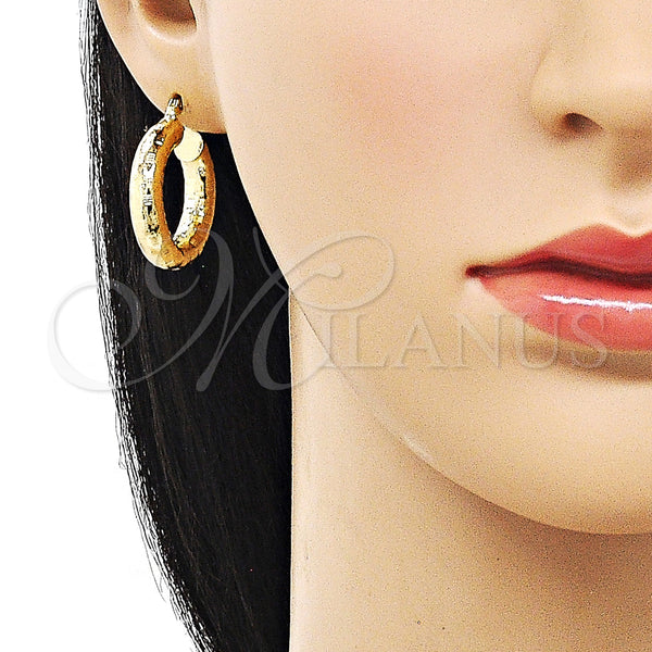 Gold Filled Hoop Earrings — Medium Hoop Hollow Design Diamond Cutting 02. — alternate product view — SKU 156963 | Oro Laminado aretes de aro — Medium Hoop Hollow diseño Diamond Cutting 02. — SKU 156963