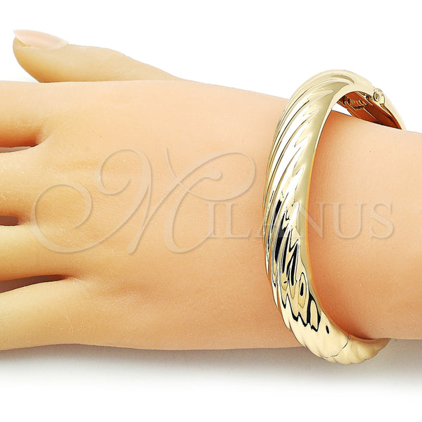 Gold Filled Jewelry — Individual Bangle Twist Design Polished 07. ..05 12 — alternate product view — SKU 157791 | Oro Laminado joyería — Individual Bangle Twist diseño pulido 07. ..05 12 — SKU 157791